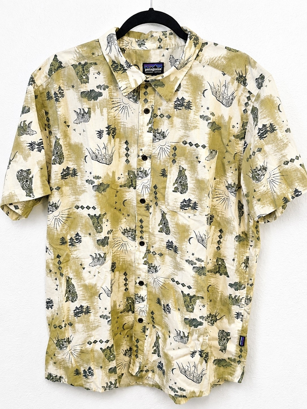 Patagonia Organic Cotton XL Woodland Bear Animal Print Button Up Shirt